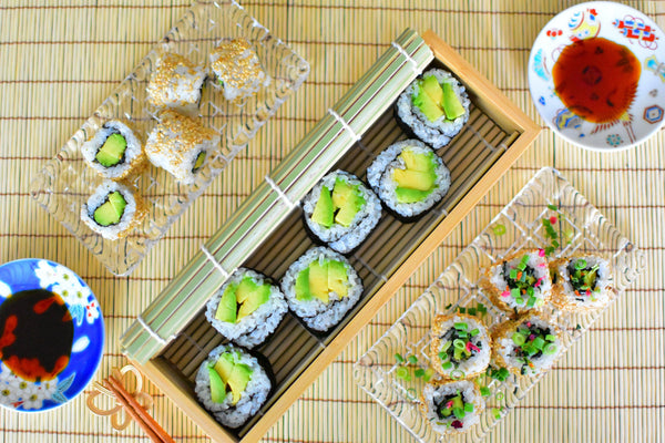How To Make Avocado Sushi (Avocado Roll 2 Ways)