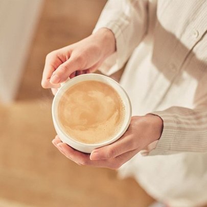 AGF Blendy Stick Instant Royal Milk Tea Powder 8 Sticks