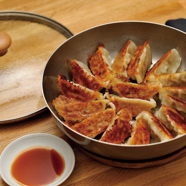 Chitose Wooden-Handle Induction Deep Iron Frying Pan 28cm