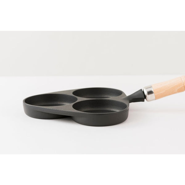 Iwachu Wooden Handle Egg Frying Pan Induction Cast Iron 3 Egg Pan