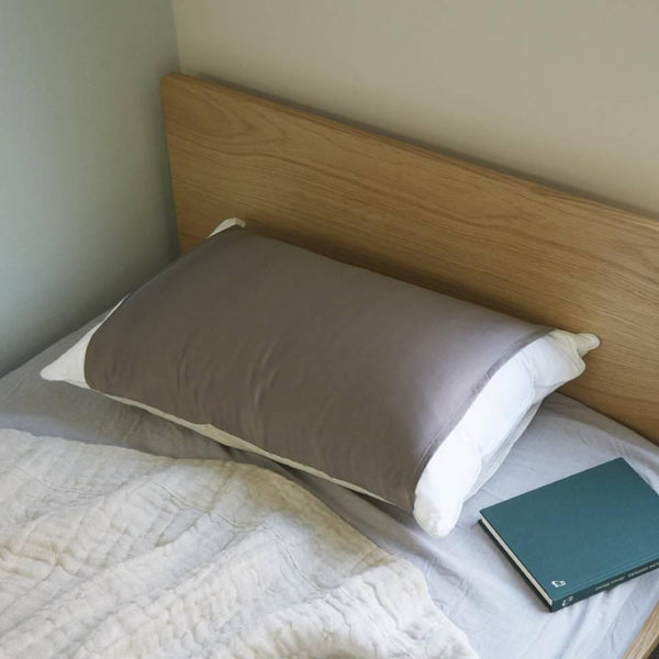 Kinuya Gentle Silk Pillowcase For Hair Protection Brown 45 x 55cm