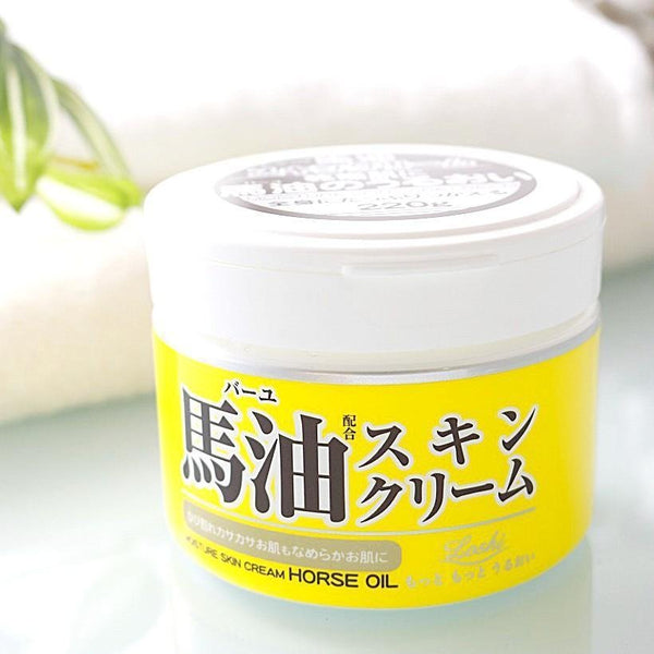 Loshi-Horse-Oil-Skin-Cream-Moisture-220g-5-2024-08-19T02:59:00.540Z.jpg