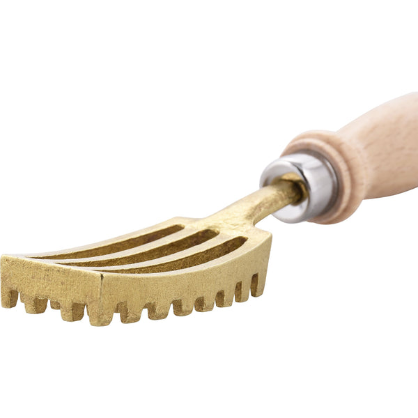 Wahei-Freiz-Brass-Fish-Scale-Remover-Wood-Handle-Scaler-Large-3-2024-01-11T04:32:27.682Z.jpg